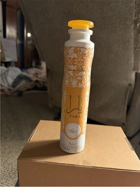 Yara Citrus Scent Air Freshener Spray - Yellow